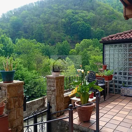 Holiday home La Casona Y El De La Foz Lugar de Arriba