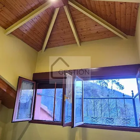 La Casona Y El De La Foz