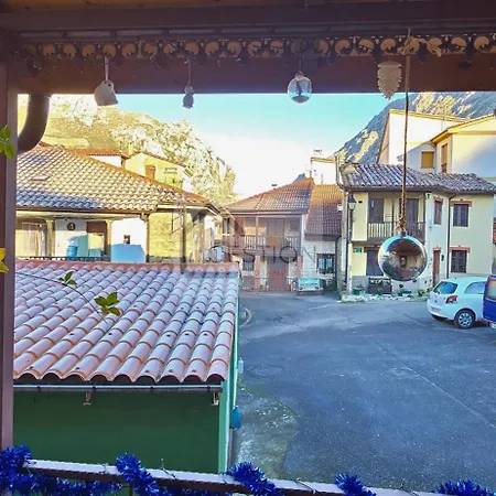 La Casona Y El De La Foz Lugar de Arriba
